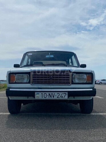 LADA (VAZ) 2107-1