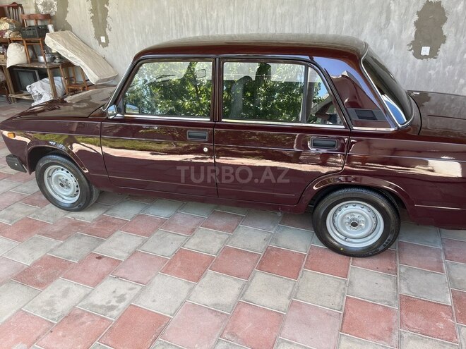 LADA (VAZ) 2107-4
