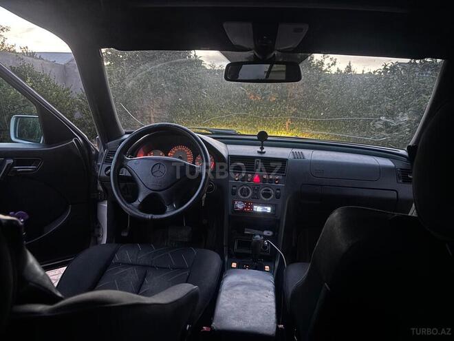 Mercedes C 200-5