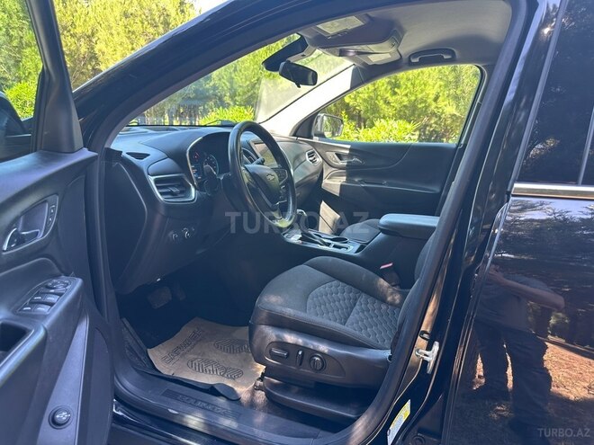 Chevrolet Equinox-5