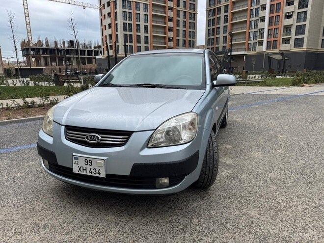 Kia Rio-1