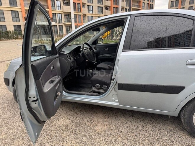 Kia Rio-4