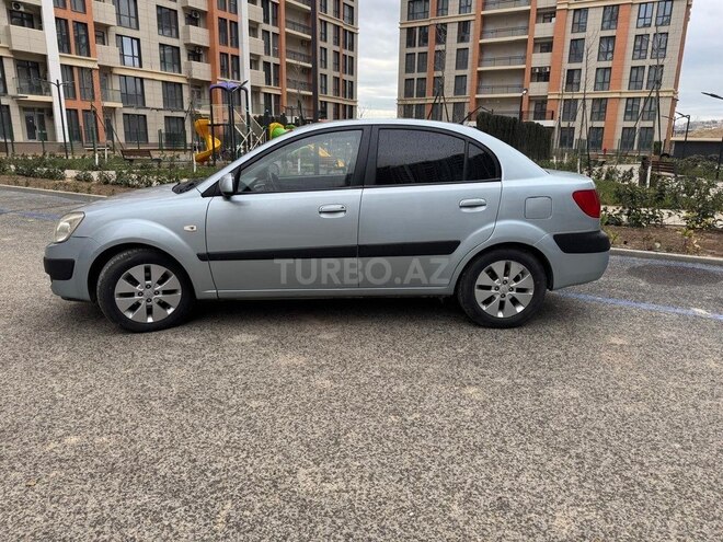 Kia Rio-9