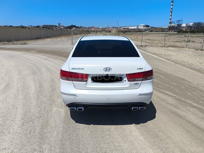 Hyundai Sonata-8