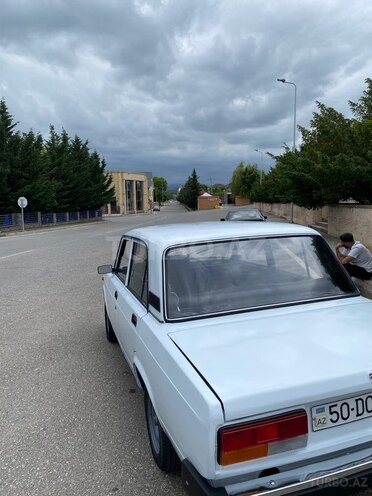 LADA (VAZ) 2107-5