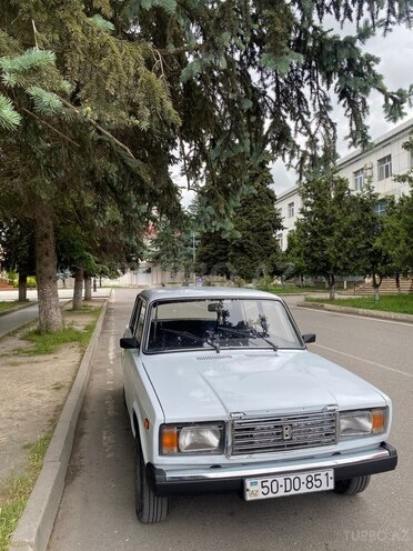 LADA (VAZ) 2107-2
