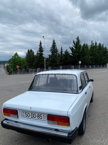 LADA (VAZ) 2107-4