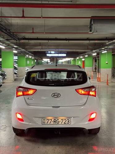 Hyundai i30-8