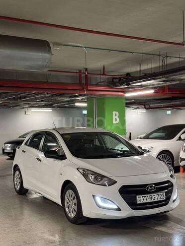 Hyundai i30-7