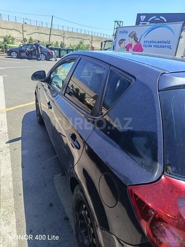 Kia Ceed-4
