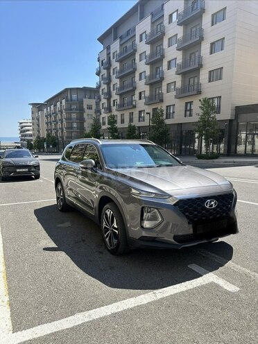 Hyundai Santa Fe-2