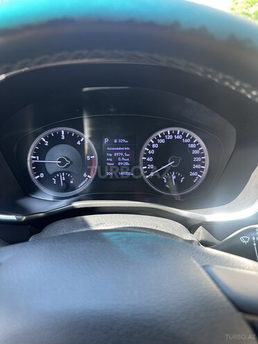 Hyundai Santa Fe-10