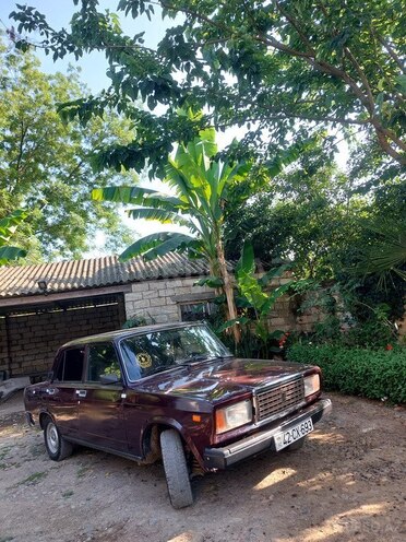 LADA (VAZ) 2107-6