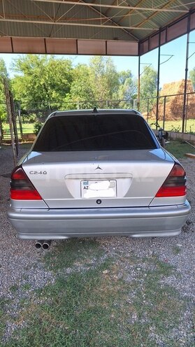 Mercedes C 240-2