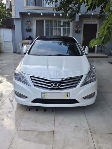 Hyundai Azera-7