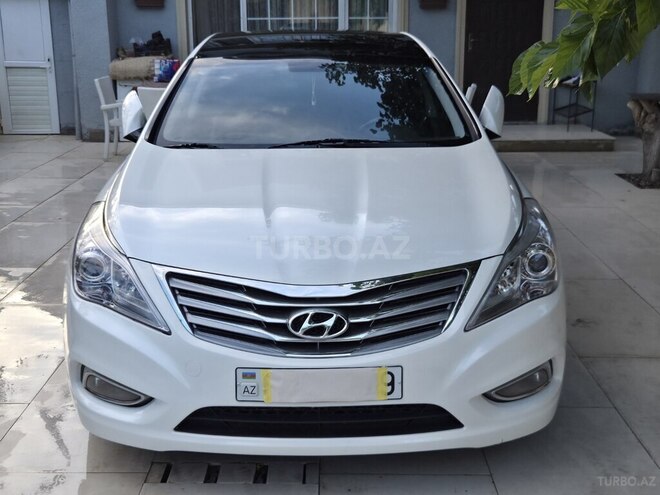 Hyundai Azera-9