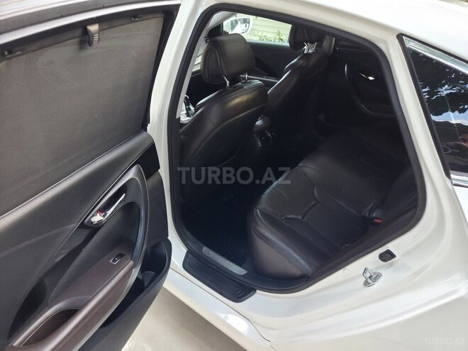 Hyundai Azera-14