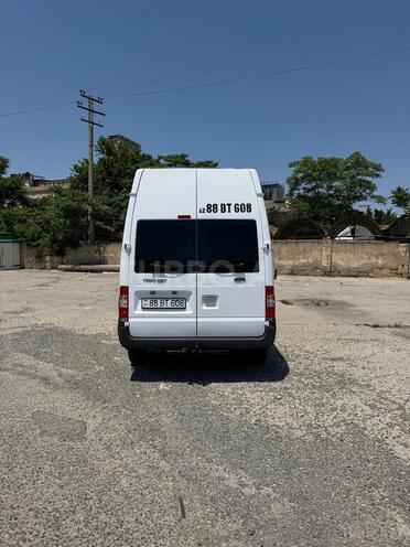 Ford Transit-7