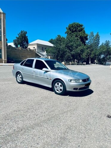 Opel Vectra-8