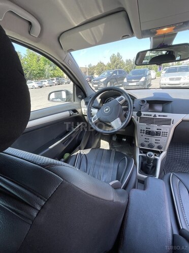 Opel Astra-9
