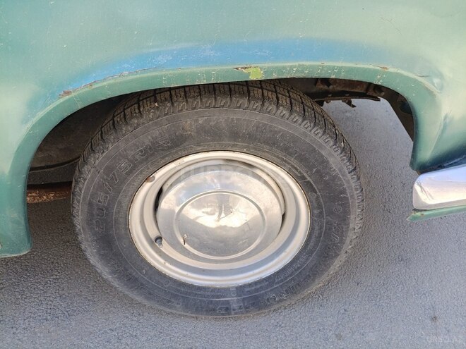 GAZ 21 "Volga"-6
