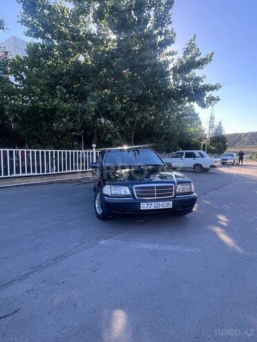 Mercedes C 240-1