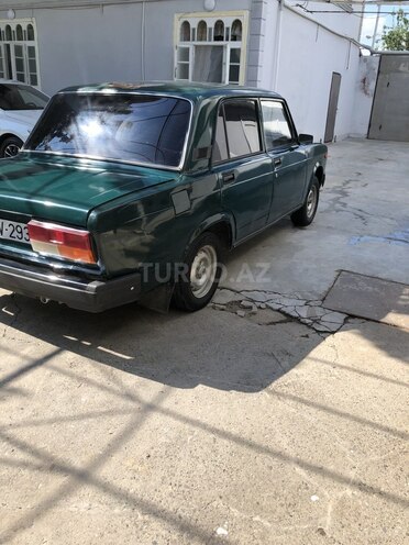 LADA (VAZ) 2107-2