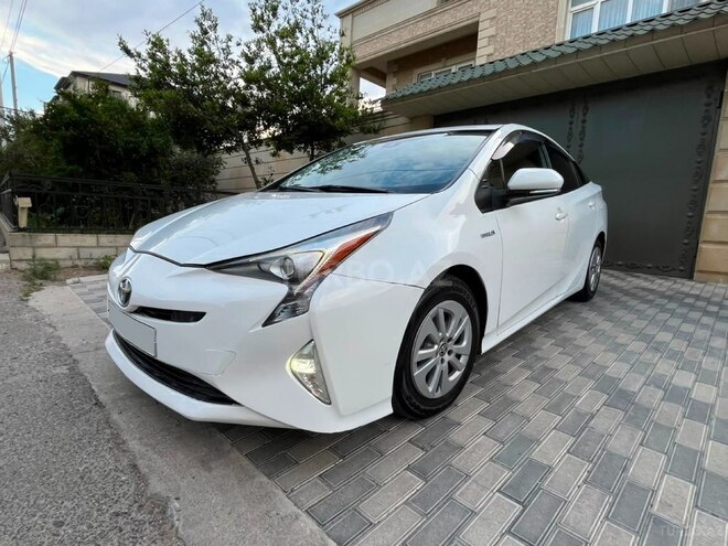 Toyota Prius-2