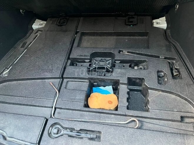 Toyota Prius-14