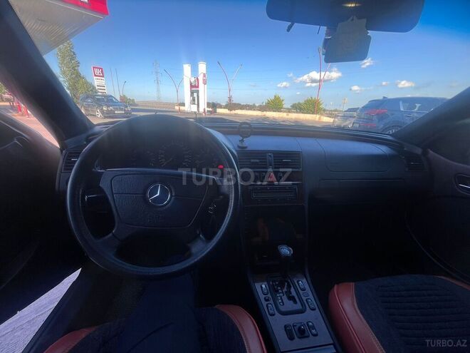 Mercedes C 240-14