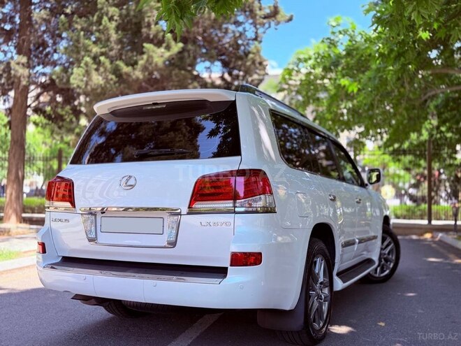 Lexus LX 570-5