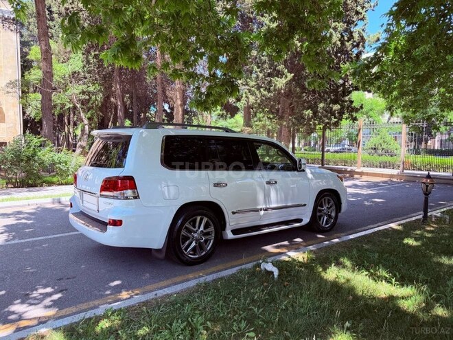Lexus LX 570-6