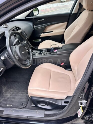 Jaguar XE-4