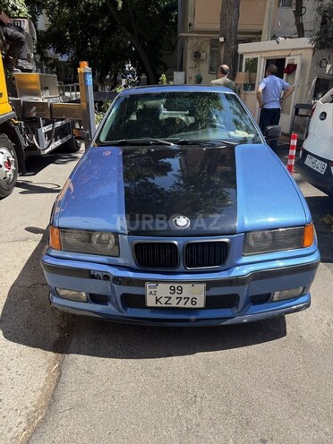 BMW 318-1