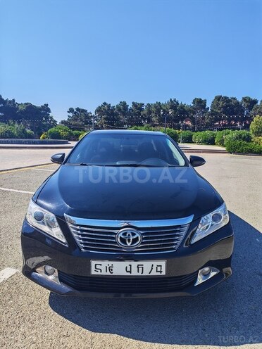 Toyota Camry-1