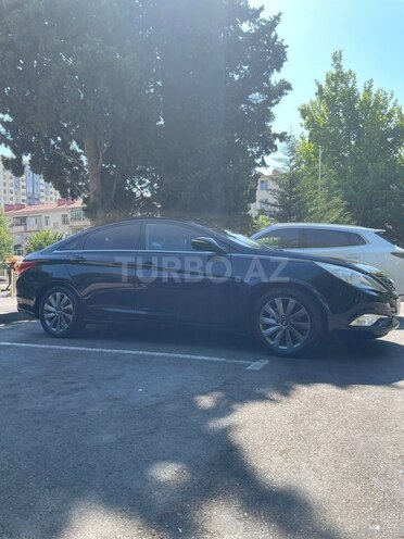 Hyundai Sonata-7