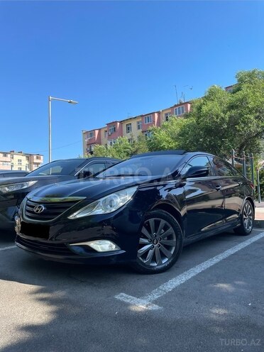 Hyundai Sonata-3