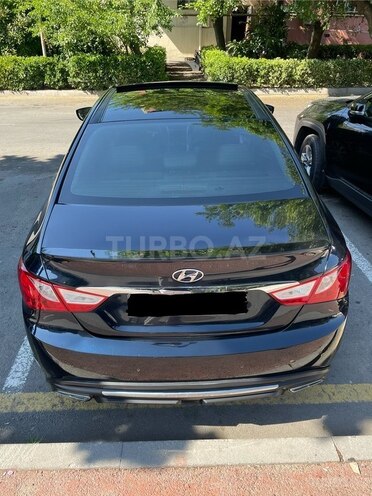 Hyundai Sonata-11