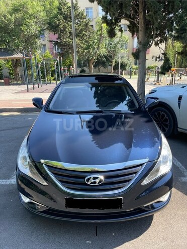 Hyundai Sonata-1