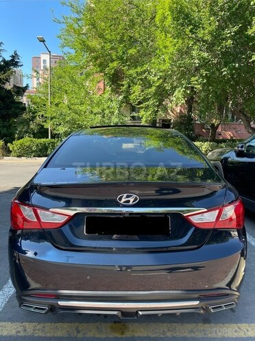 Hyundai Sonata-10