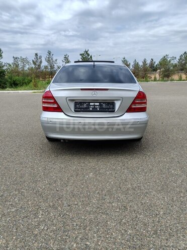 Mercedes C 200-2