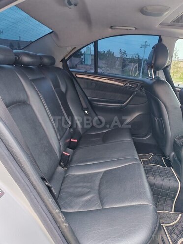 Mercedes C 200-12
