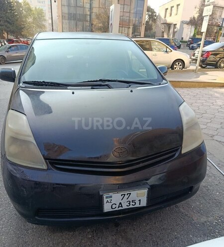 Toyota Prius-3