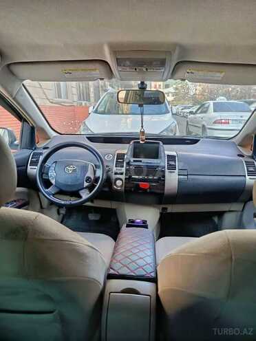 Toyota Prius-9