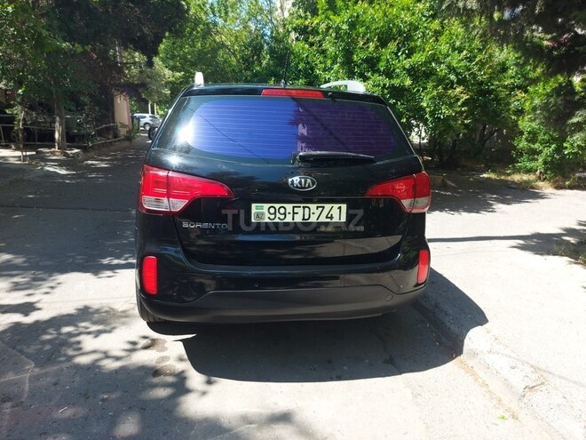 Kia Sorento-2