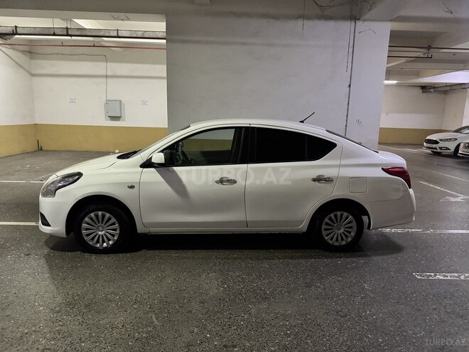 Nissan Sunny-6