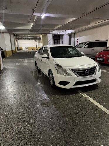 Nissan Sunny-3