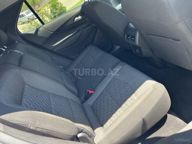 Chevrolet Equinox-16