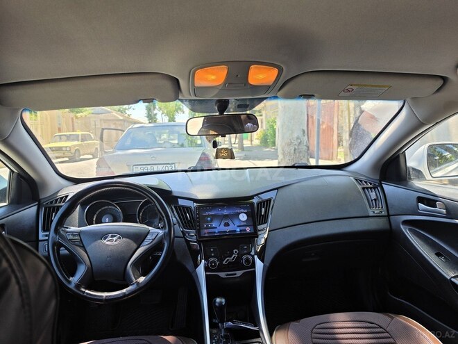 Hyundai Sonata-3