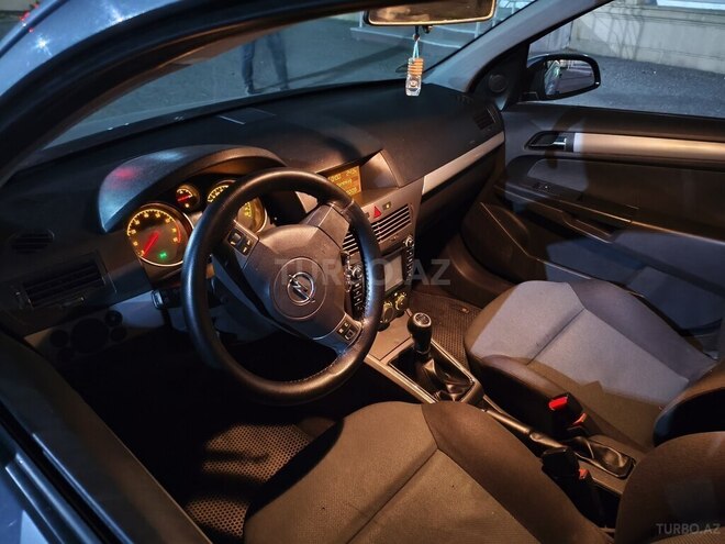 Opel Astra-8